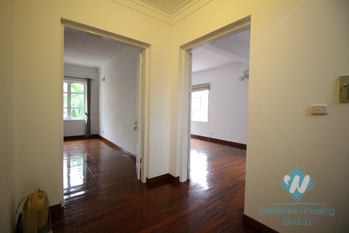 Big and nice yard house with swimming pool for rent in Tay Ho area 